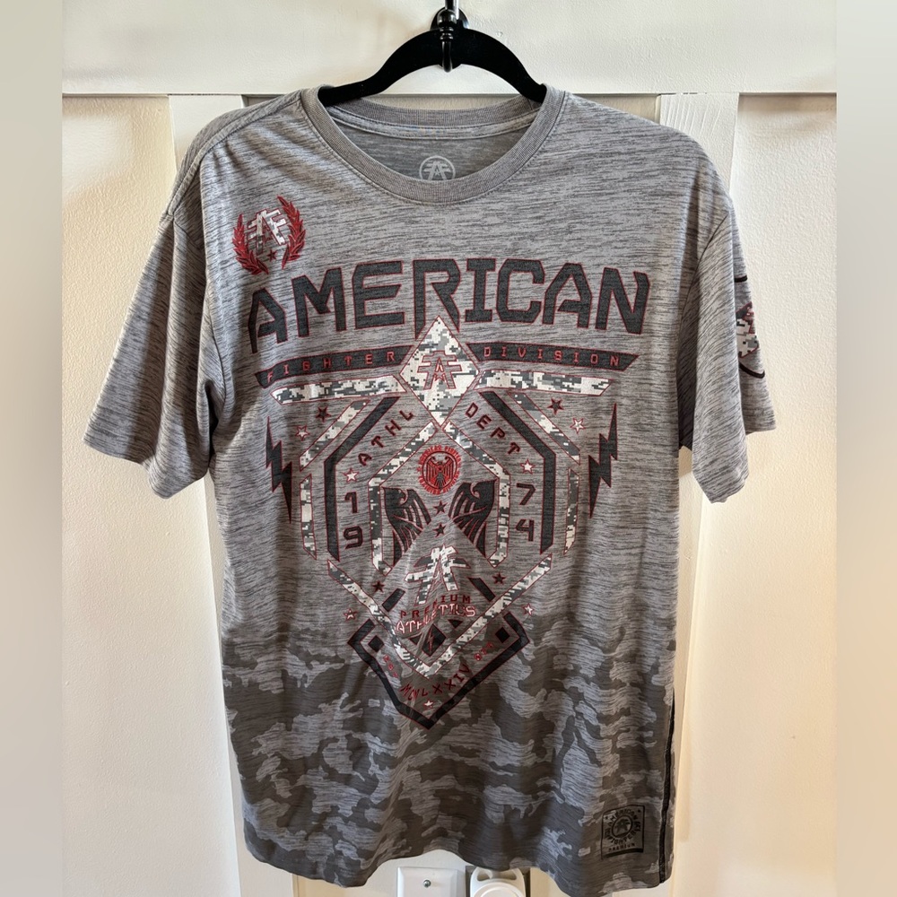 Grey American fighter men’s tee